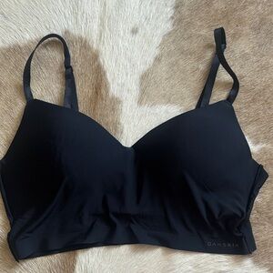 Danskin Women's Seamless Black Bra